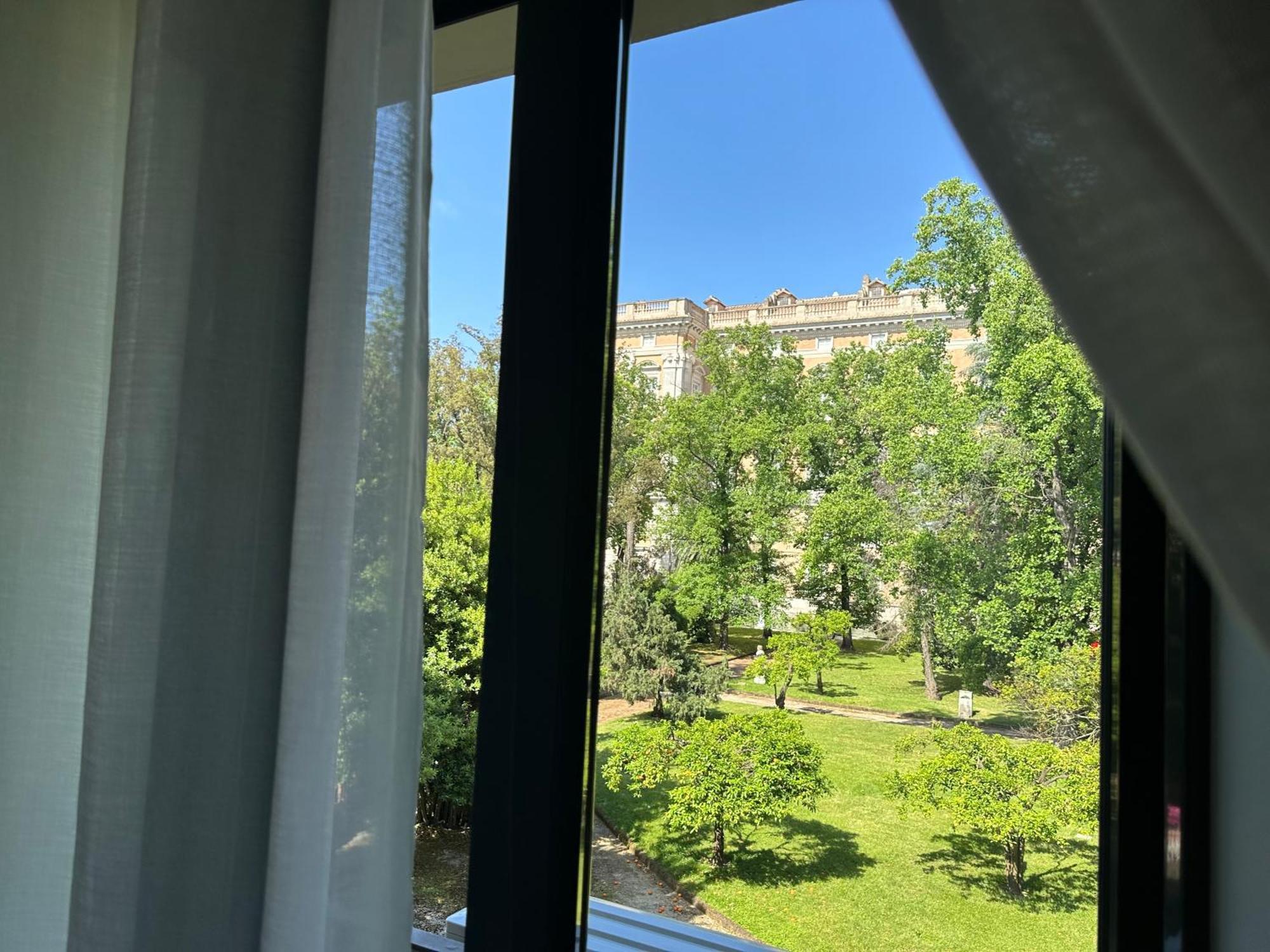 Bed and Breakfast Royal Gardens Caserta Pokój zdjęcie